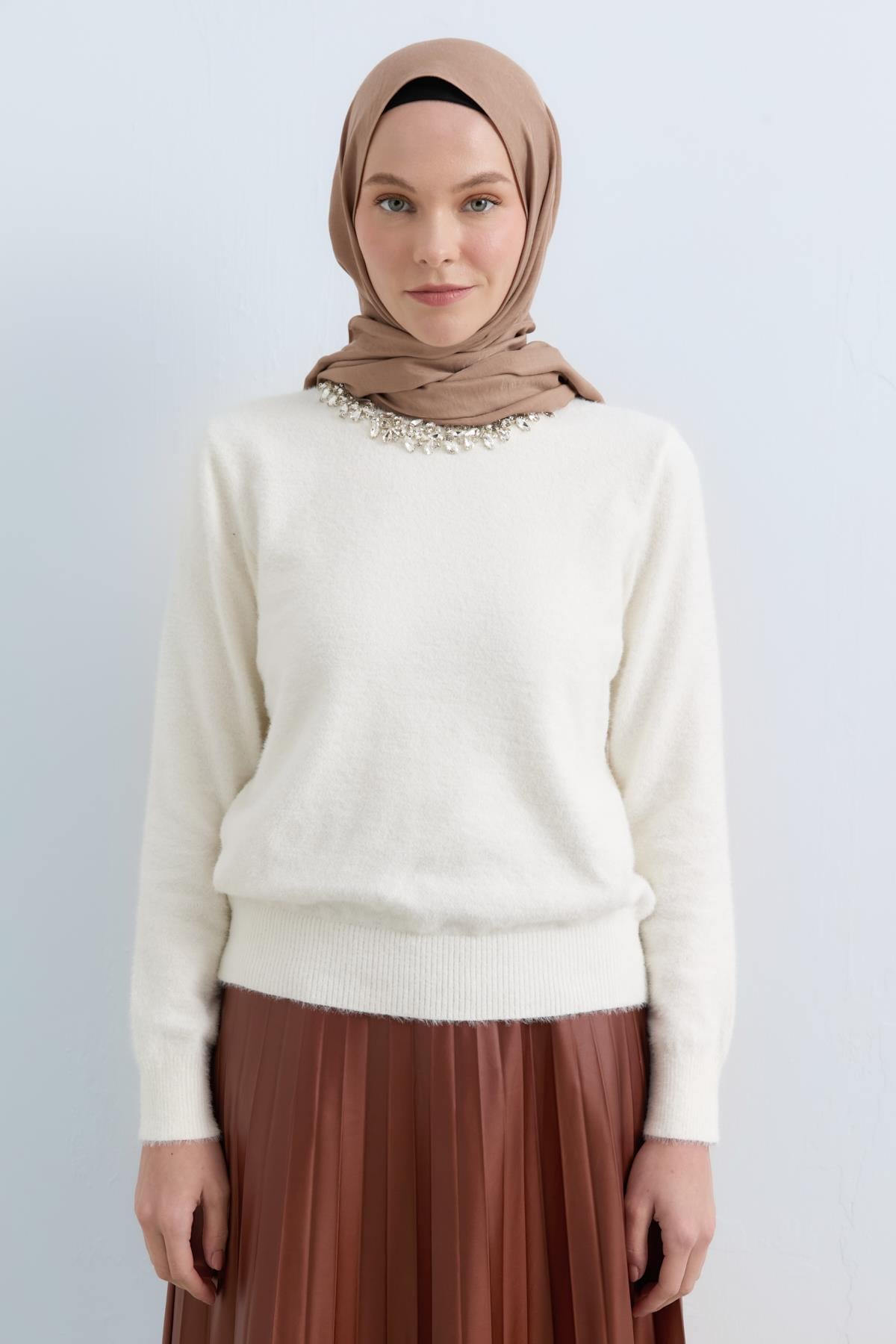 NİHAN Kazak Nihan Roccioso Angora Kazak  Ekru_modest