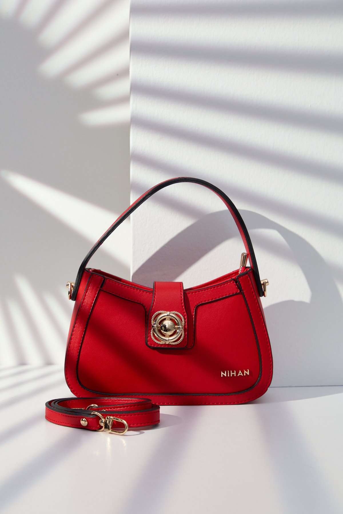 Nihan Toka Detaylı Çapraz Askılı Çanta Kırmızı