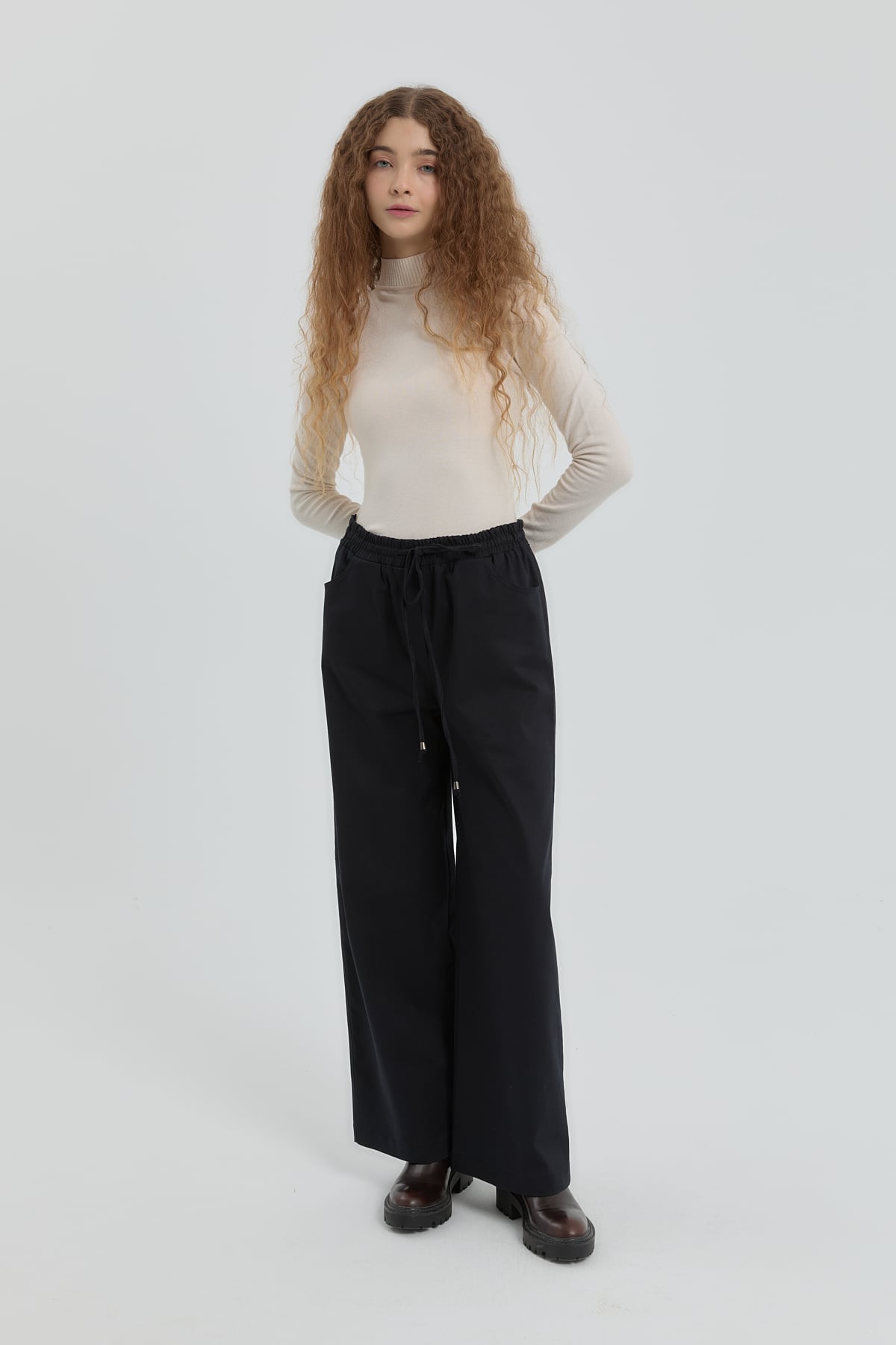 NİHAN Pants Nihan Beli Lastikli Bol Paça Pantolon  Lacivert_modest