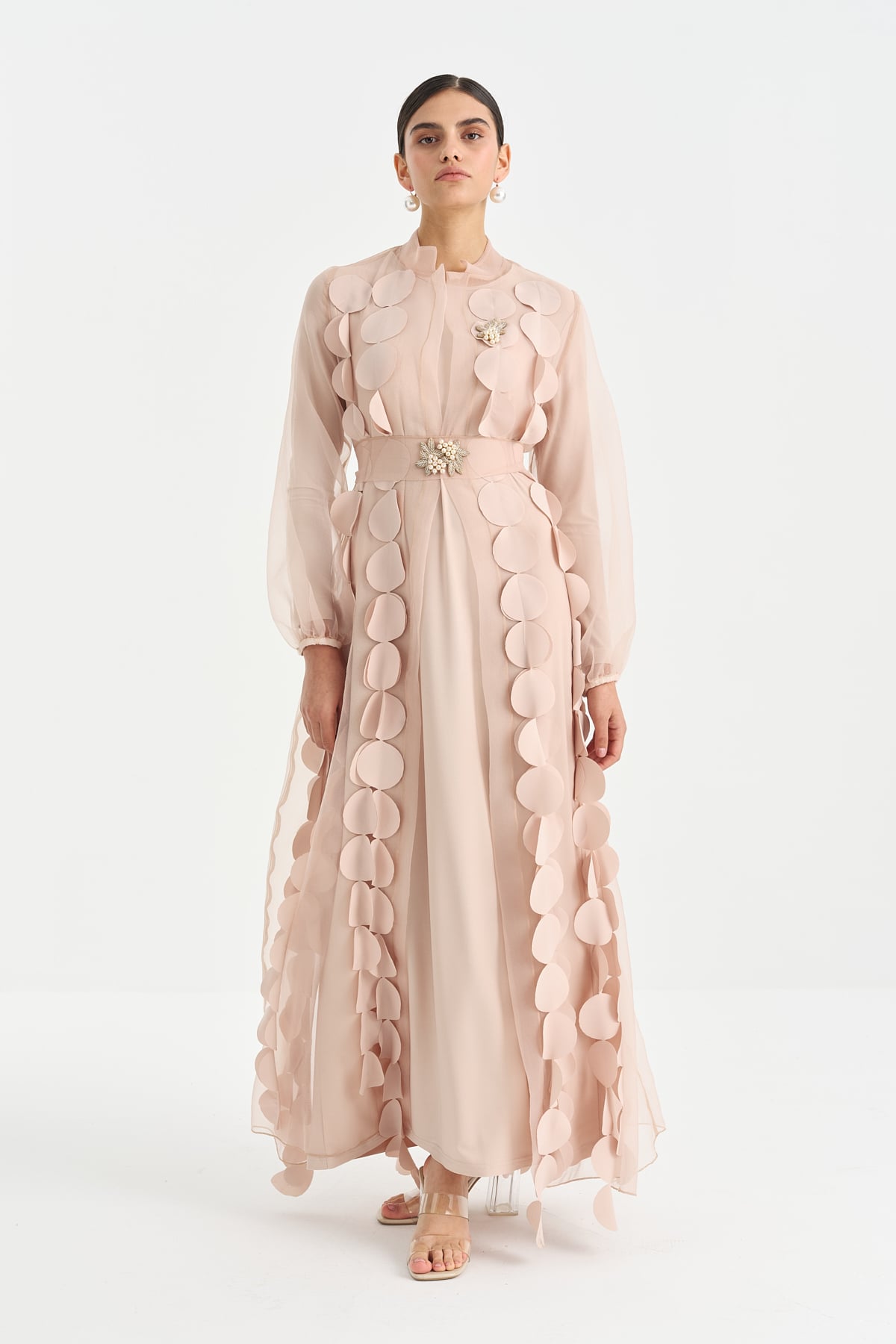 NİHAN Abaya Nihan Broş Detaylı Elbiseli Abaya Takım  Bej_modest