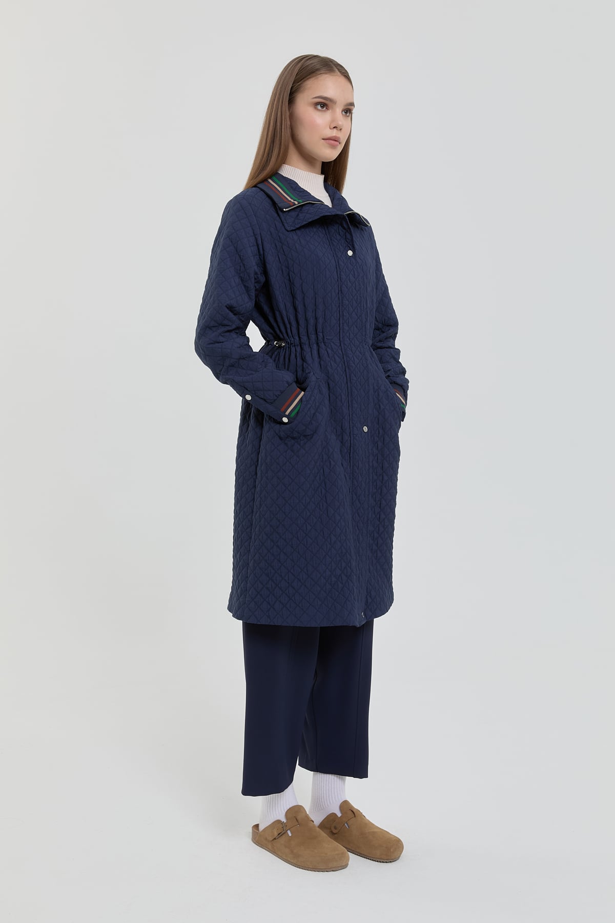 NİHAN Trench Coat Nihan Büyük Beden İnce Kapitone Beli Büzgülü Kap  Lacivert_modest