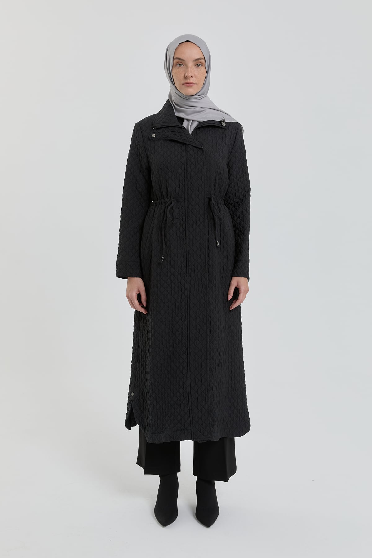 NİHAN Topcoat Nihan Büyük Beden İnce Kapitone Pardesü  Siyah_modest