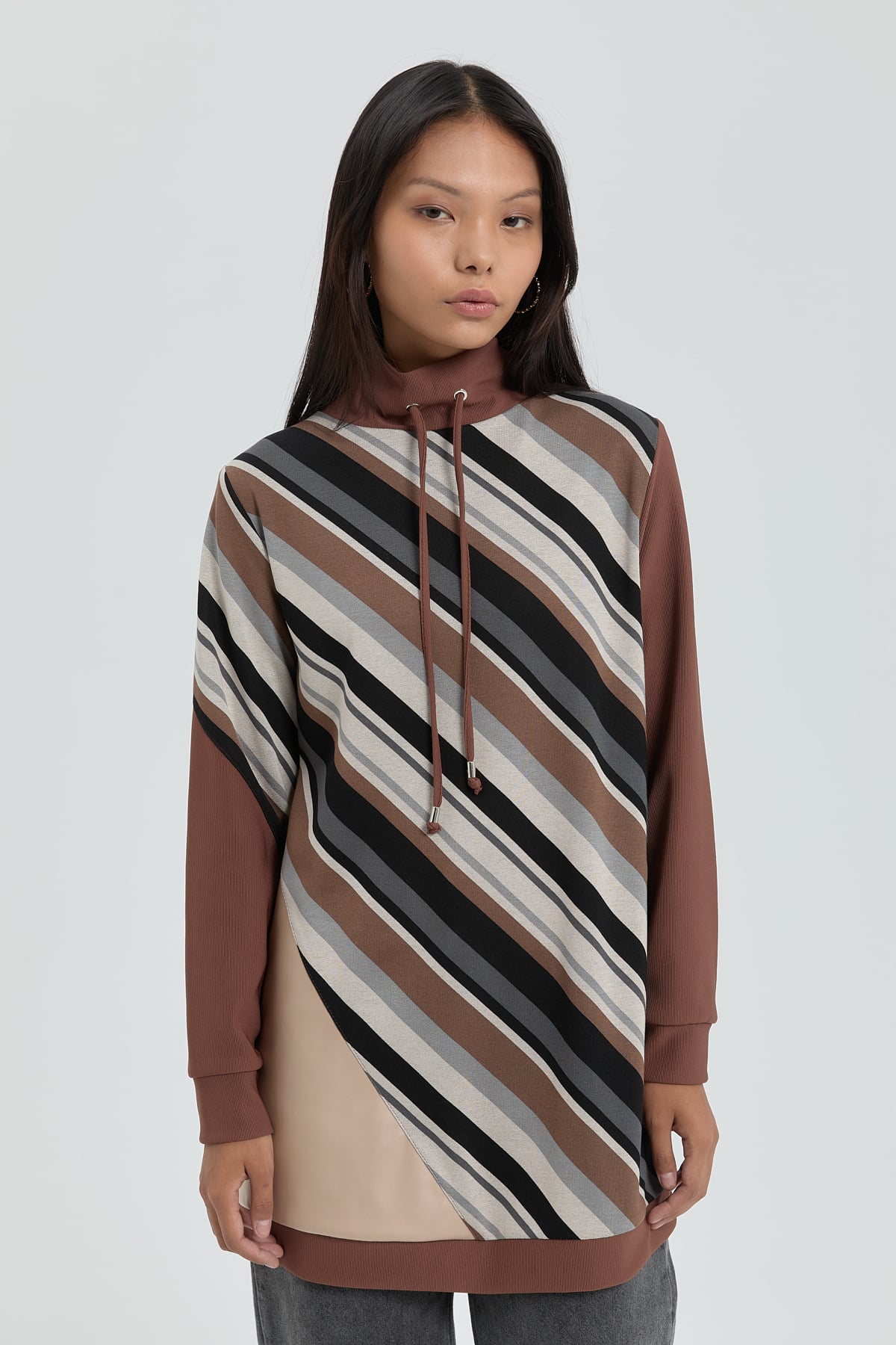 NİHAN Tunik Nihan Dik Yaka Desenli Sweat  Kahve_modest