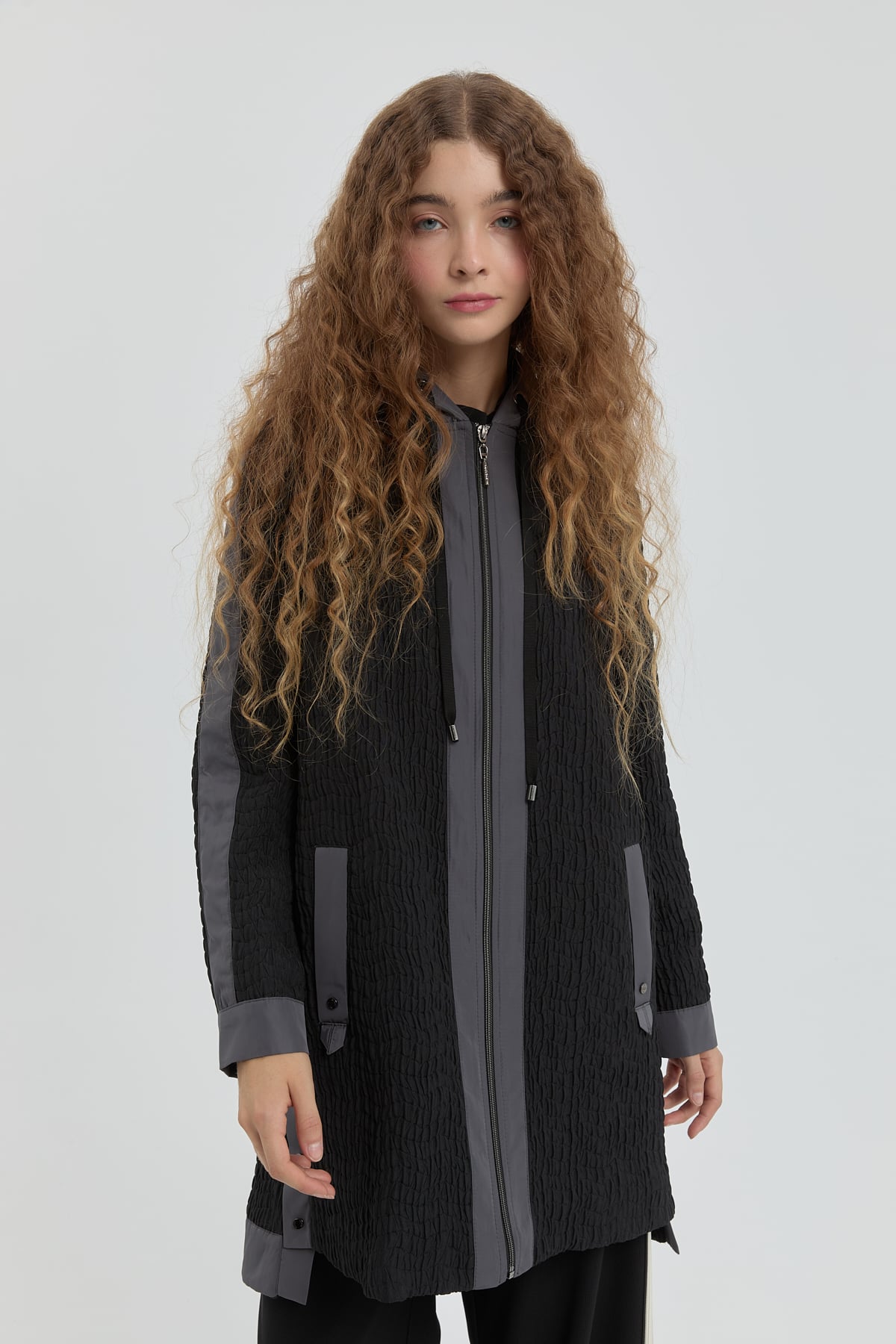 NİHAN Kap Nihan İnce Kapitone Kapşonlu Kap  Siyah_modest