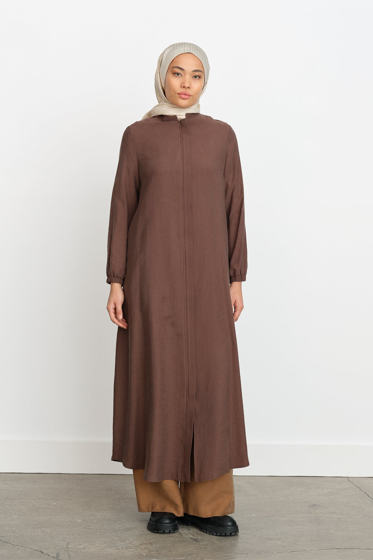 NİHAN Topcoat Nihan Kolları Lastikli Tencel Ferace  Kahve_modest