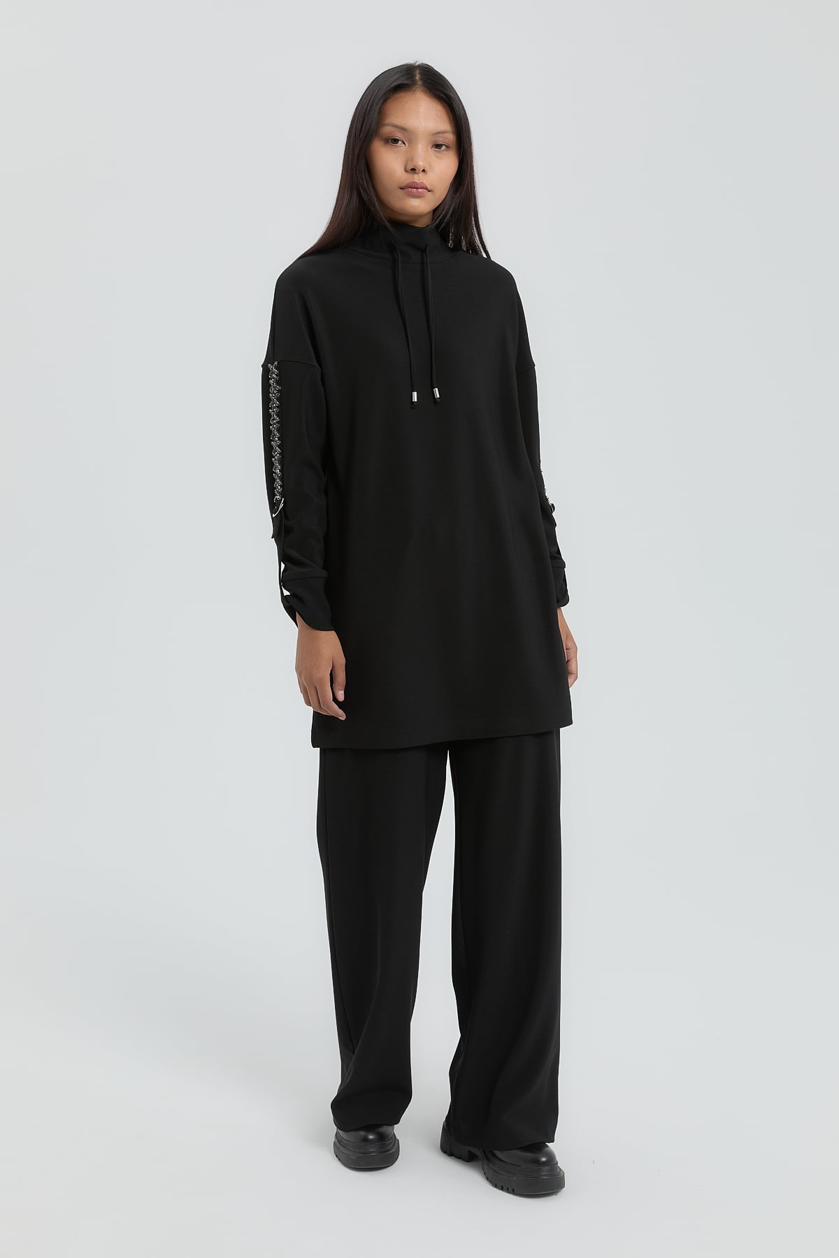 NİHAN Suits Nihan Kolları Taşlı Örme Pantolon Tunik Takım  Siyah_modest