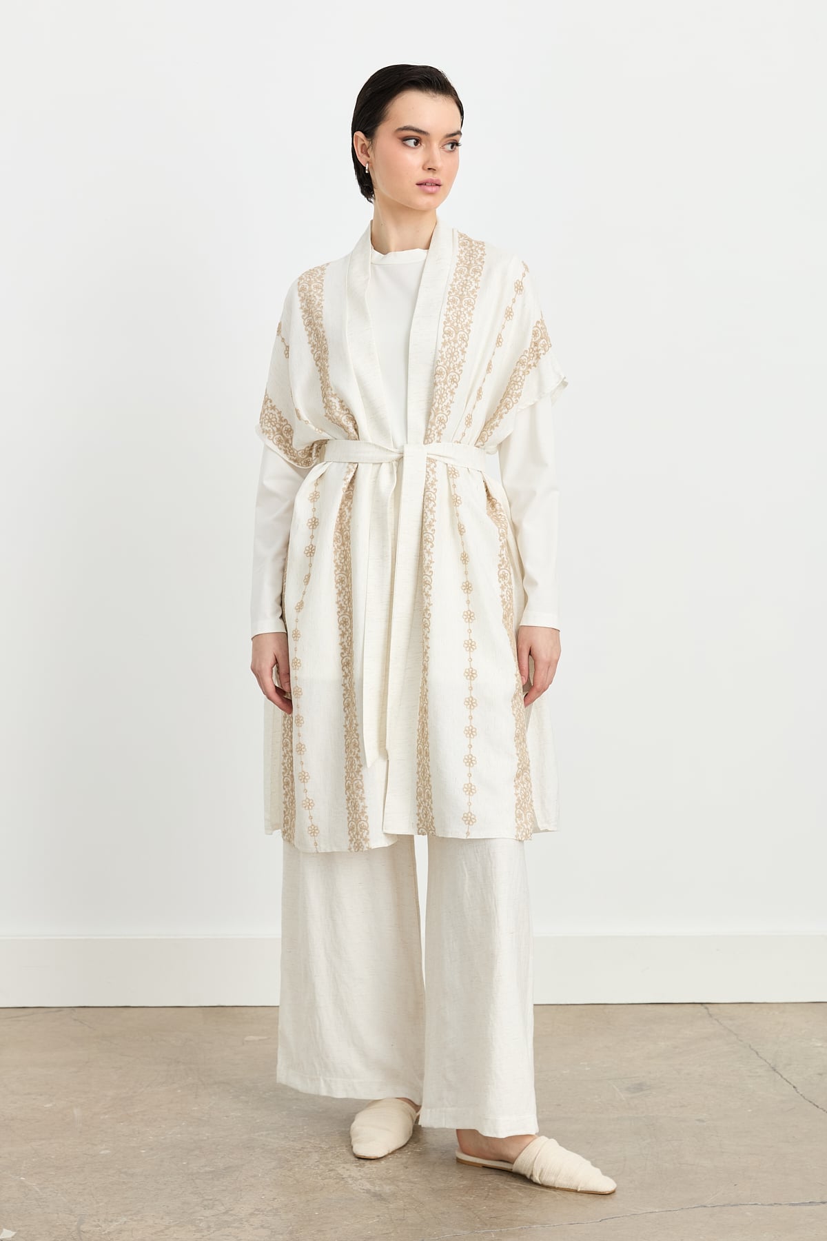 NİHAN Suits Nihan Nakış Detaylı Pantolon Kimono Takım  Bej_modest