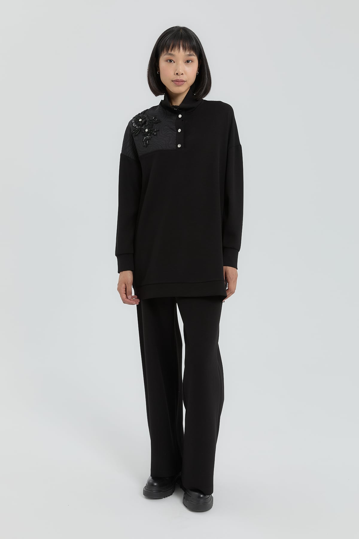 NİHAN Takım Nihan Parlak Nakışlı Pantolon Tunik Takım  Siyah_modest