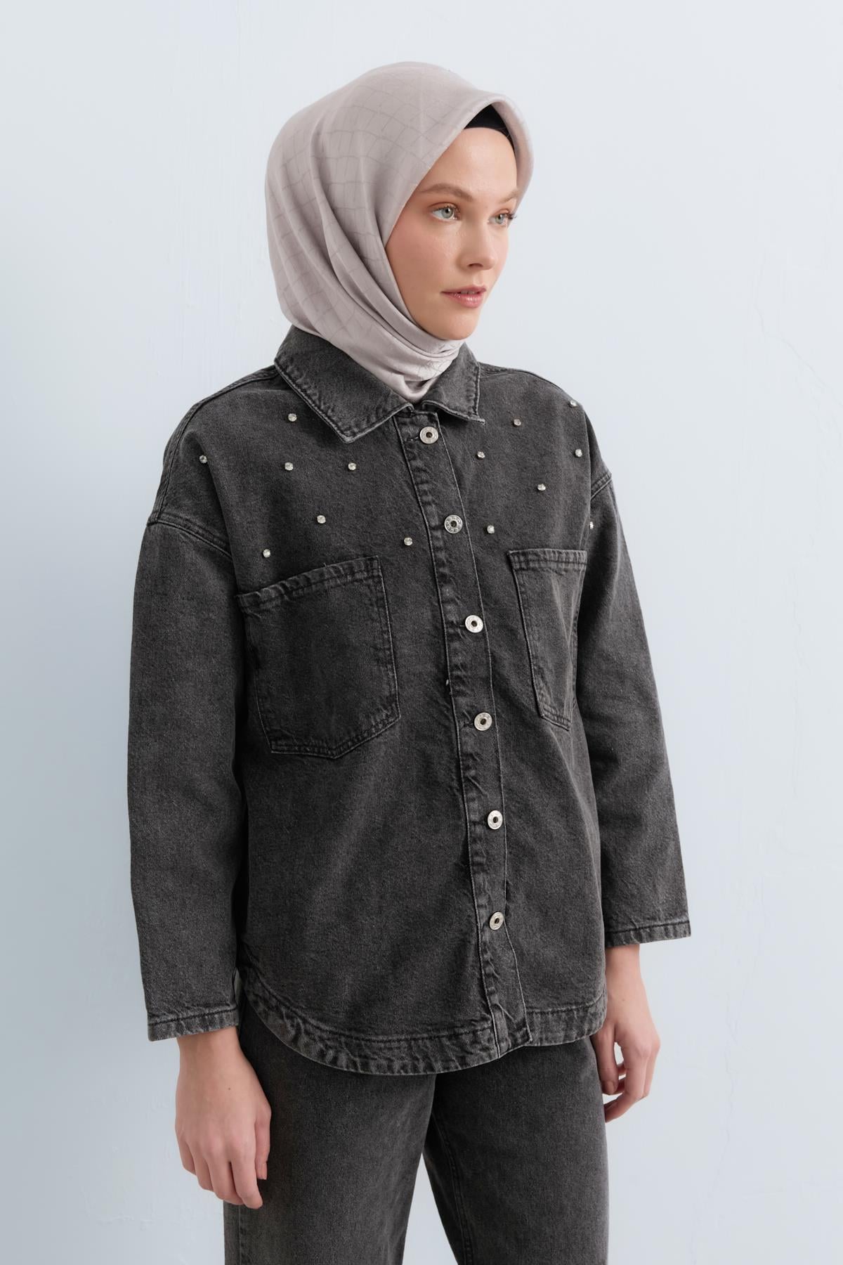 NİHAN Jacket Nihan Parlak Taş Aksesuarlı Kot Gömlek Ceket  Siyah_modest