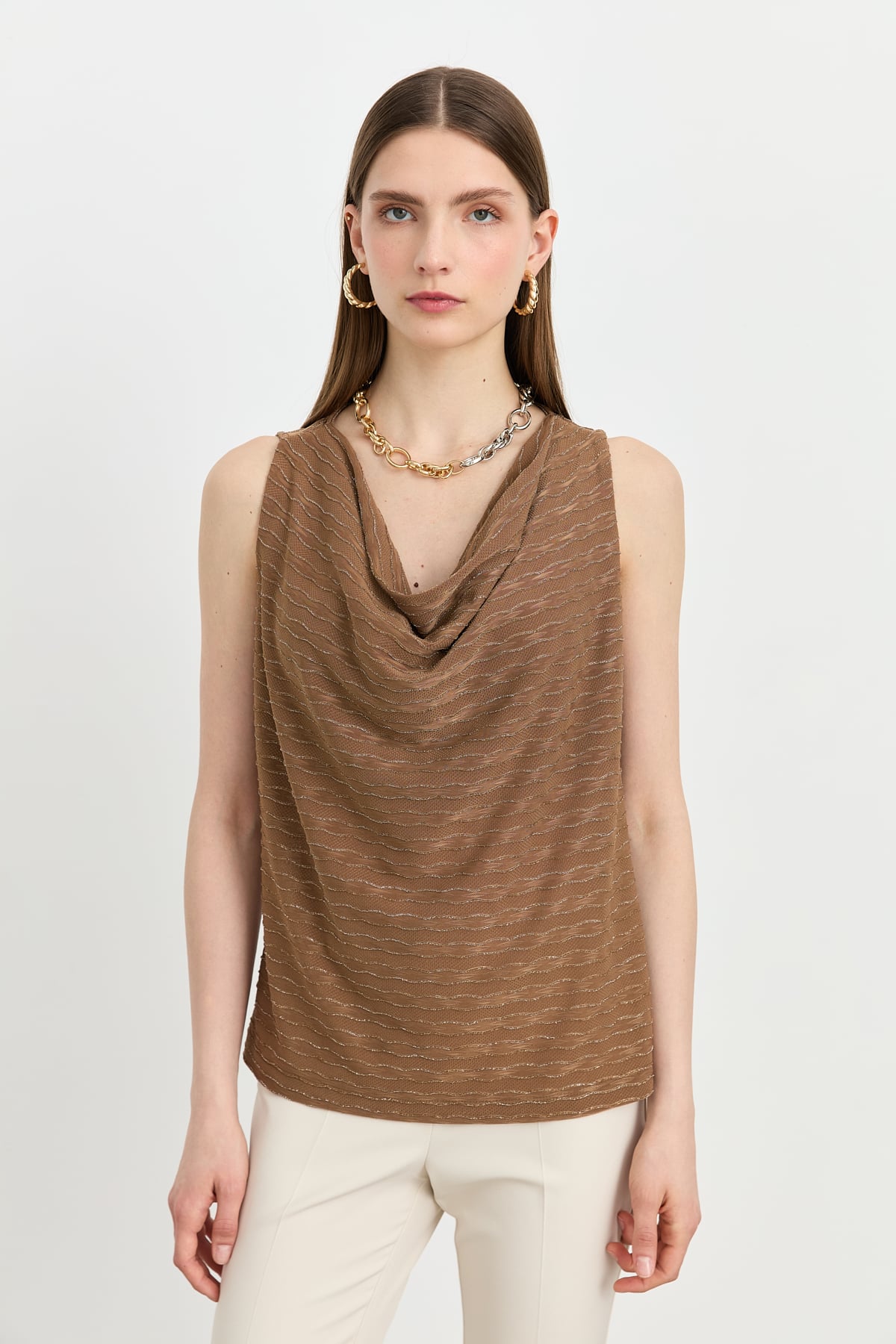 NİHAN Bluz Nihan Simli Degaje Yaka Bluz  Mocha_modest