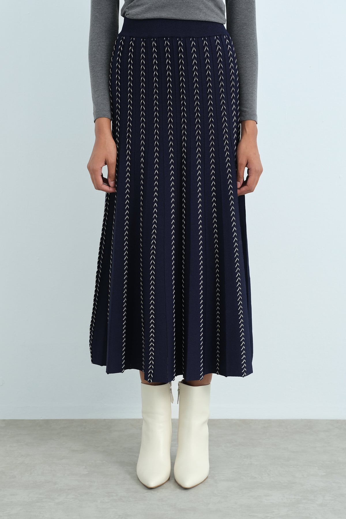 NİHAN Skirt Nihan Simli Piliseli Triko Etek  Lacivert_modest