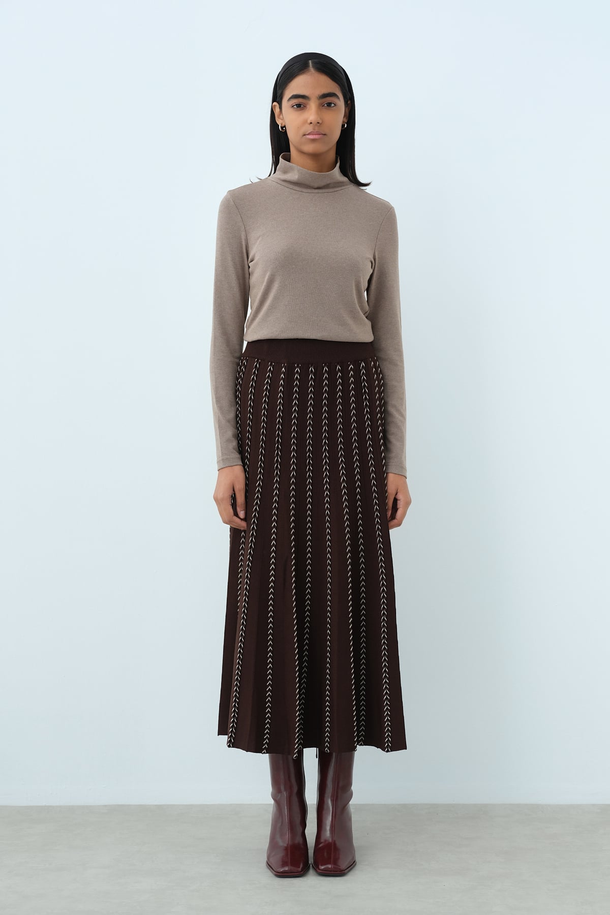 NİHAN Etek Nihan Simli Piliseli Triko Etek  Kahve_modest