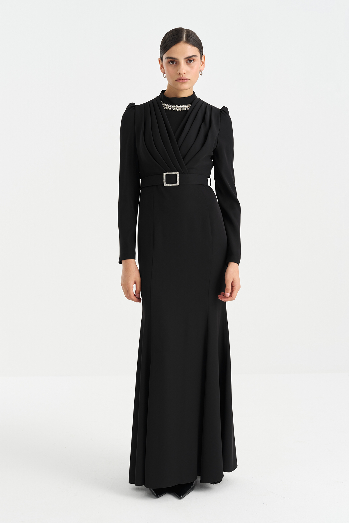 NİHAN Elbise Nihan Yakası Taşlı Kemerli Elbise  Siyah_modest