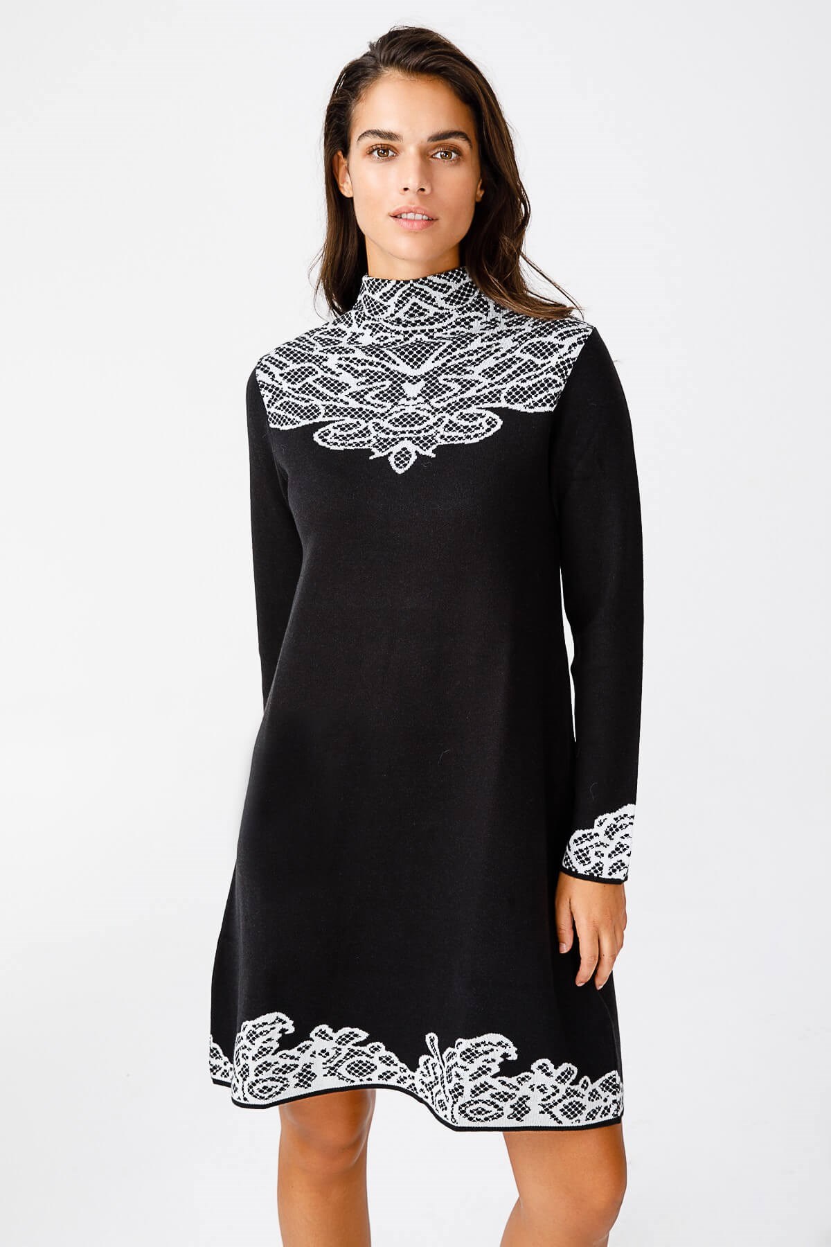 ON TRİKO Tunic Tunik Etek Ucu Ve Göğüs Kısmı Dantel Desenli  Siyah