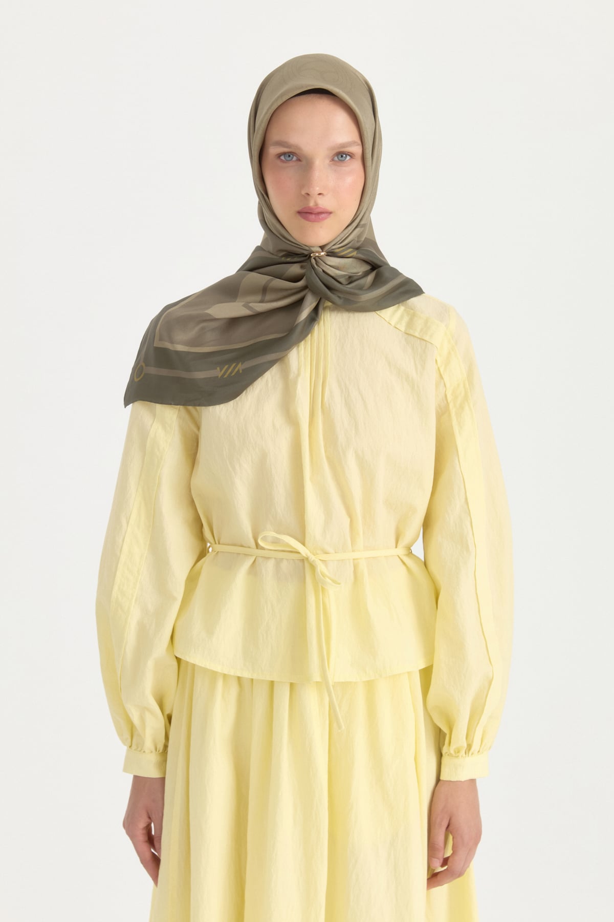 Sura Twill İpek Eşarp  Haki