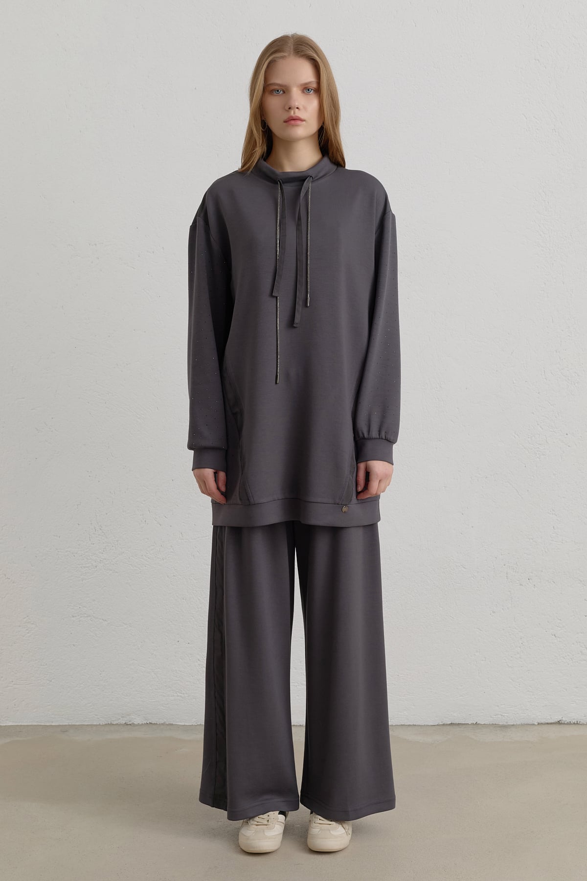 Taş Baskı Detaylı Örme Pantolon Tunik Takım  Füme