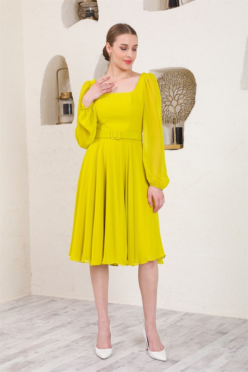 Green Square-Neck Chiffon Evening Dress