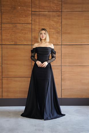 Dantelli Uzun Önü Yırtmaçlı Siyah Abiye