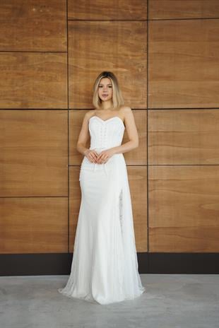 Straplez Önü Bağcıklı Dantelli Beyaz Abiye