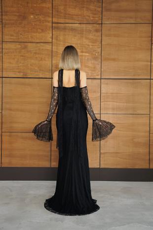 Balenli Önü İşlemeli Dantel Siyah Abiye