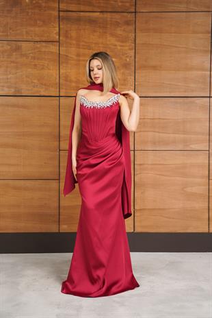 Straplez Üst Taş Aksesuarlı Saten Kırmızı Abiye