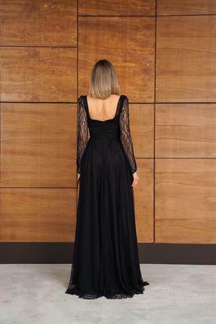 	Uzun Kollu Dantelli Yırtmaçlı Siyah Uzun Abiye