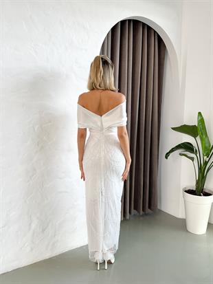 Düşük Omuz Üzeri Taş Boncuk İşlemeli Beyaz Uzun Abiye Elbise