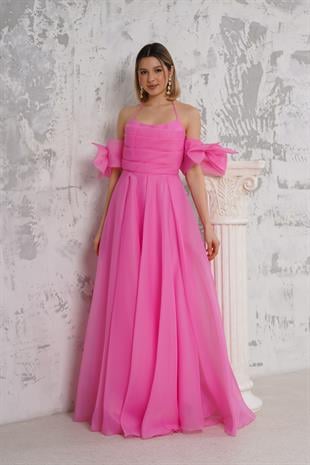 Kol Detaylı Boyundan Askılı Pembe Uzun Abiye 