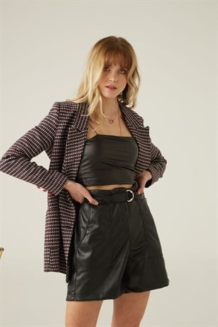 Siyah Kemerli Deri Şort