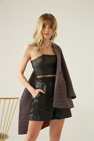 Siyah Kemerli Deri Şort