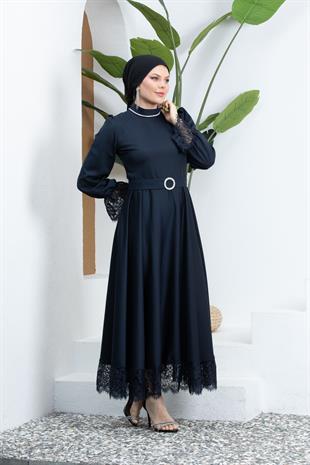 Kolları Dantelli Taşlı Lacivert Tesettür Abiye Elbise