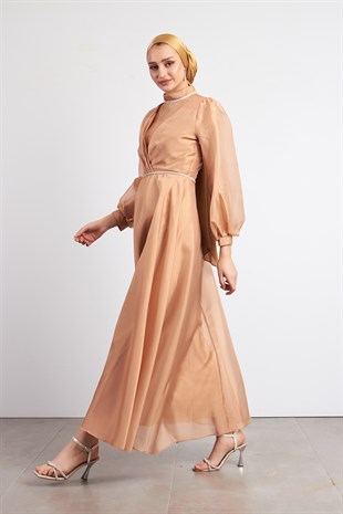 Beli Taşlı Gold Tesettür Abiye Elbise