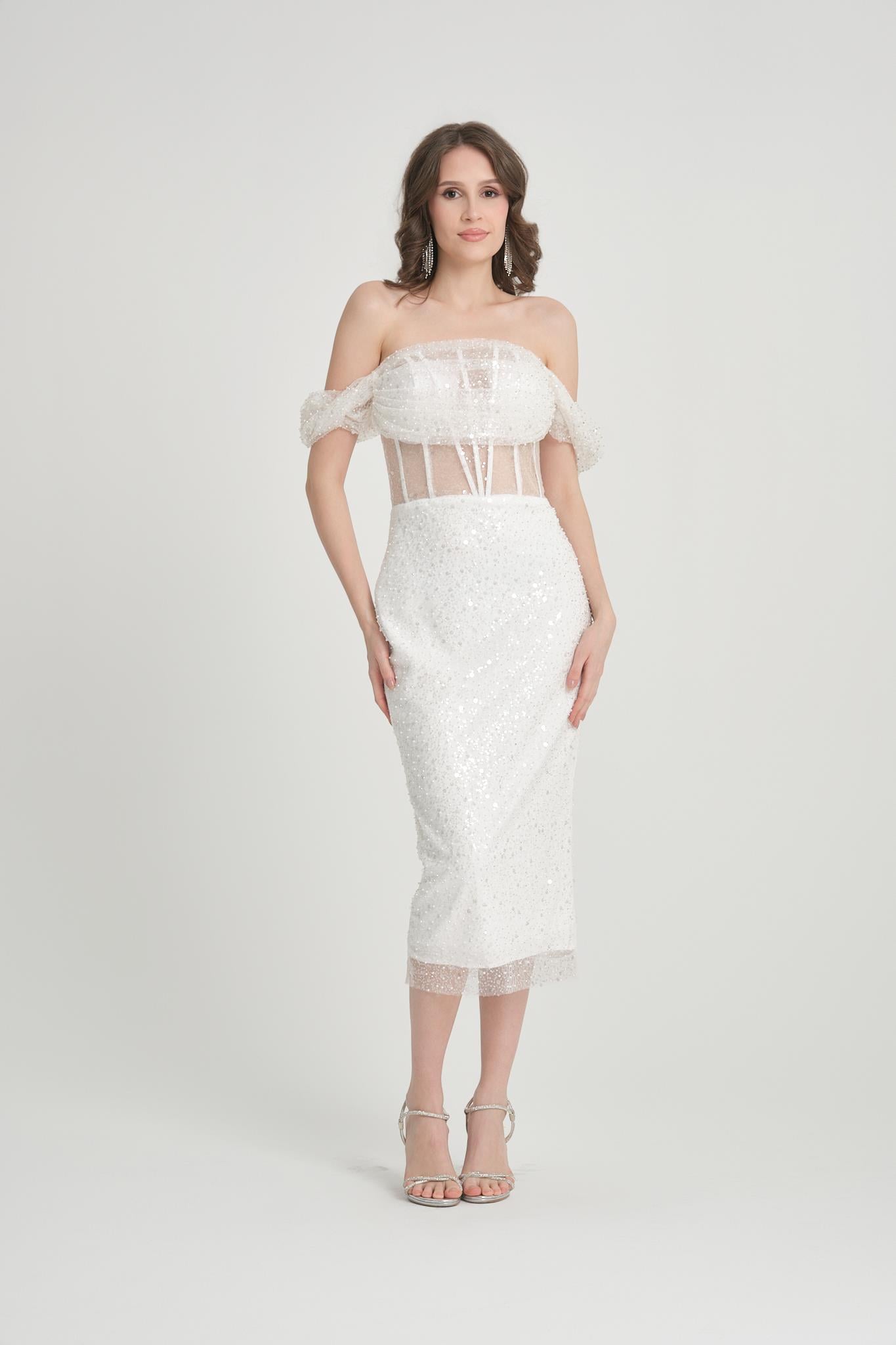 Beyaz Düşük Kol Pullu İncili Abiye Elbise