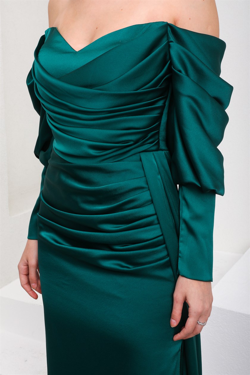 Yeşil Uzun Kol Straplez Saten Abiye Elbise | Livanomi