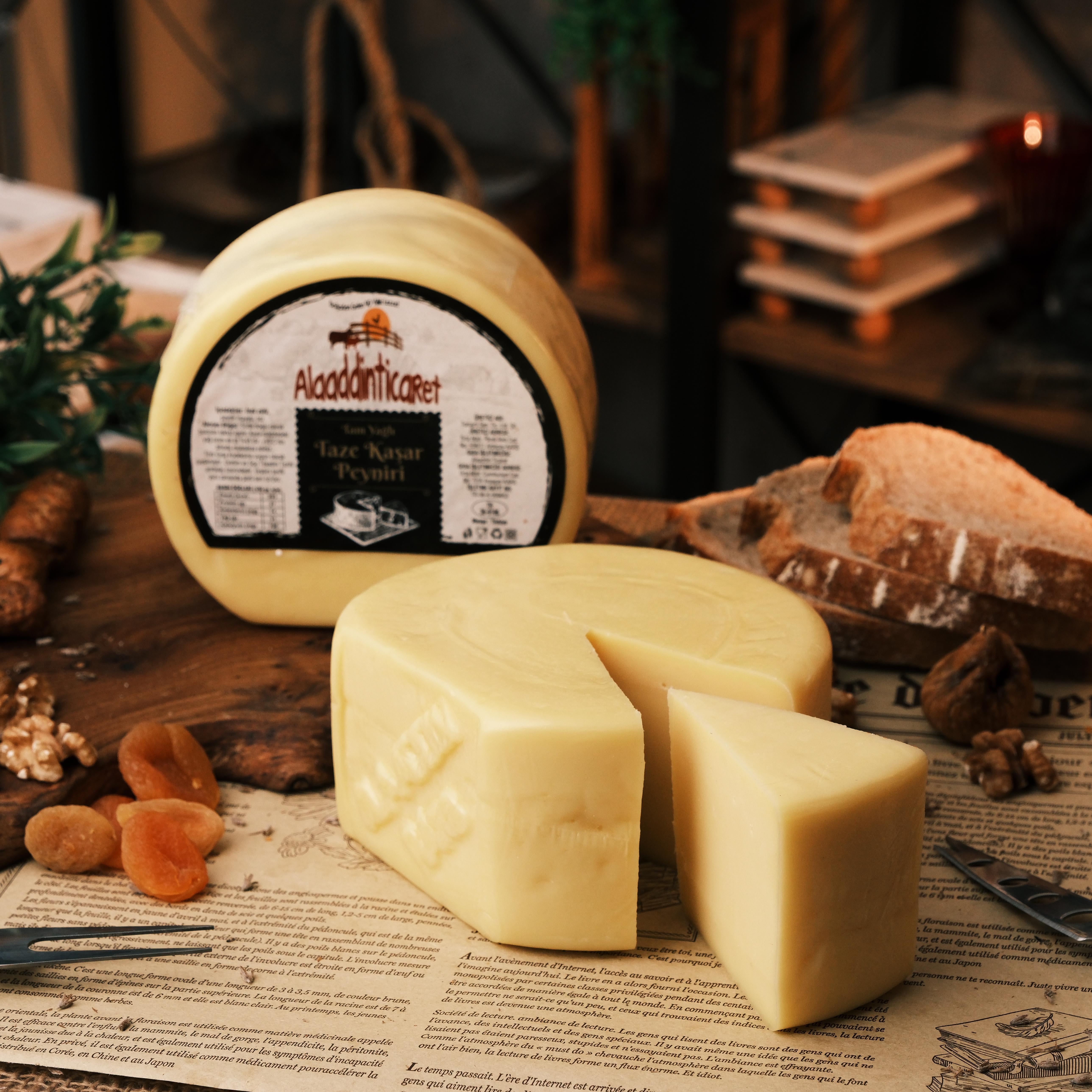Tam Yağlı Taze Kaşar 1 Kg