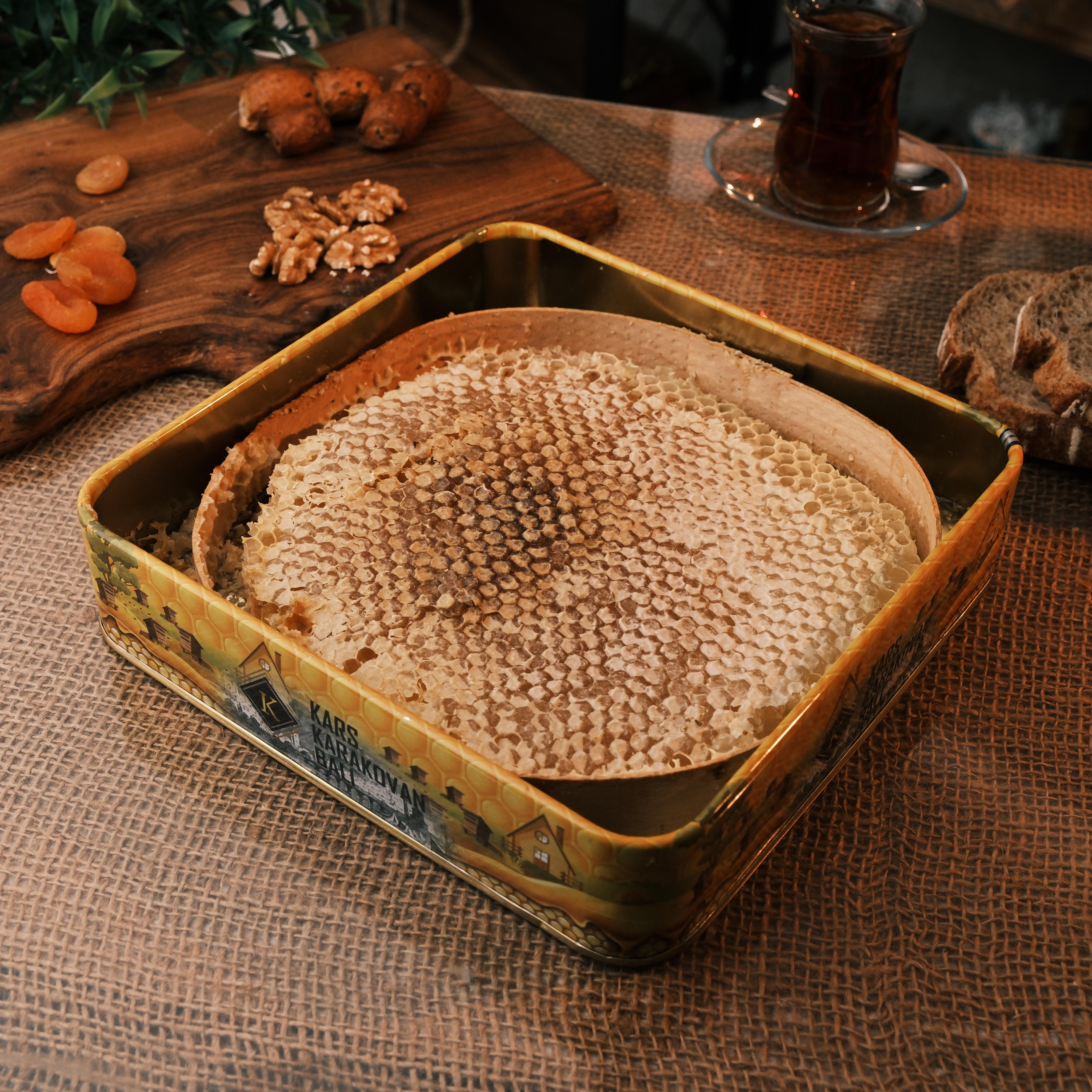 Kars Karakovan Balı 1.100 Gr