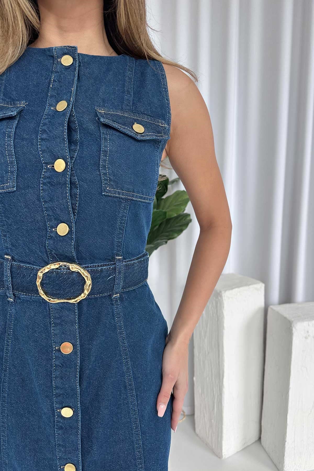 Kolsuz Denim Yırtmaç Detaylı Gold Kemerli Kadın Elbise