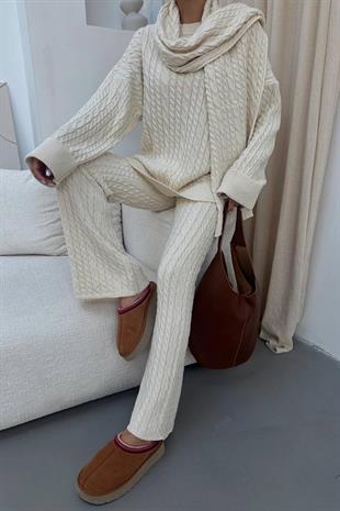 Atkı Aksesuarlı Alt - Üst Kadın Takım - Bej