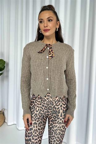 Fularlı Kadın Hırka - Bej