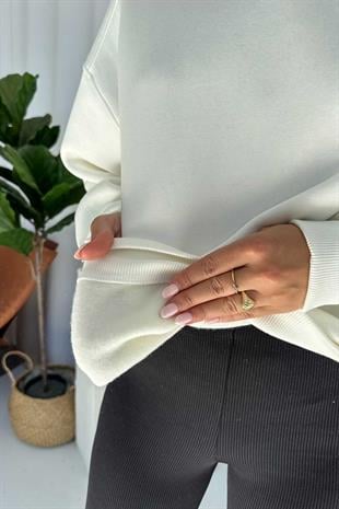 İçi Şardonlu Bisiklet Yaka 3 Renk Kadın Sweatshirt - Beyaz