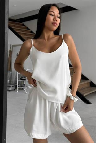 İnce Askılı Şortlu Pijama Takımı - Beyaz