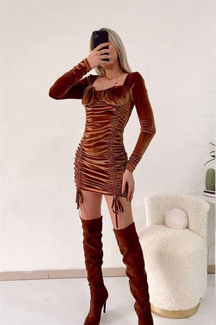 Kadife Büzgü Detay Merlynda Elbise - Camel