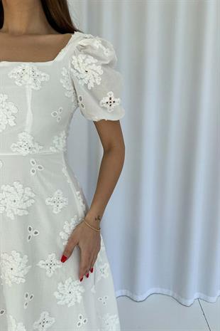 Kare Yaka Balon Kol Nakış İşlemeli Elbise - Beyaz