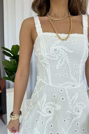 Kare Yaka Fisto İşleme Detay Elbise - Beyaz