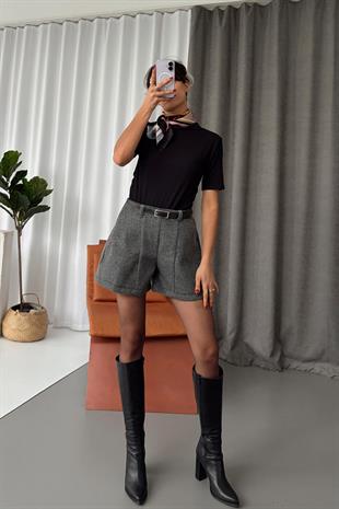 Kemerli Kaşe Kadın Şort - Gri