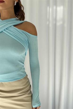 Omzu Açık Çarpraz Geçişli Tasarım Kadın Bluz - Mavi