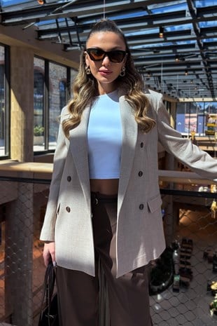 Süs Cepli Kareli Blazer Kadın Ceket