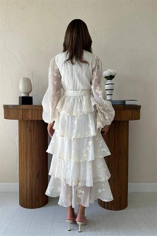 Uzun Kollu Volanlı Kendinden Desenli Kadın Elbise - Bej