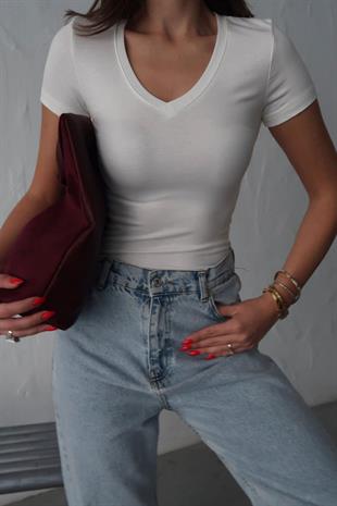 V Yaka Basic Kadın Bluz - Beyaz