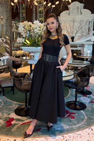 V Yaka Basic Kadın Bluz - Siyah